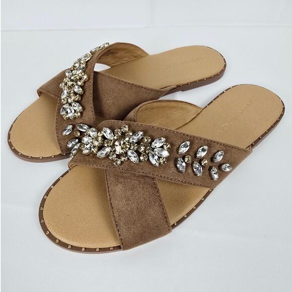 Adrienne Vittadini Sandals 7.5 Tan Brown Jewel Embellished Slide Shoes NWT - Picture 2 of 5